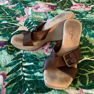 Jessica Simpson Platform sandal. Size 8.5